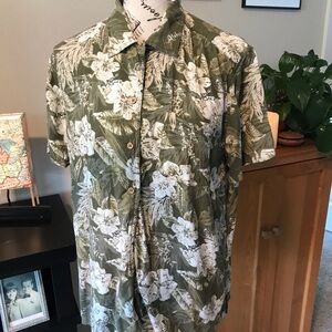 .. blassport Hawaii shirt